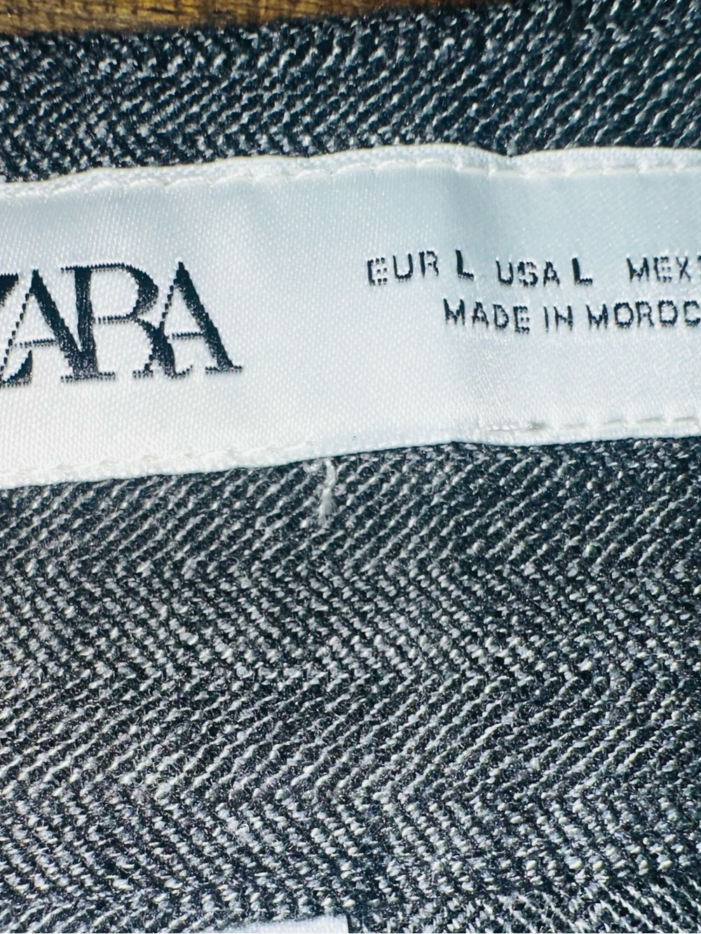 ZARA Herringbone Pleated Pants  ZW Collection. - Picture 4 of 9